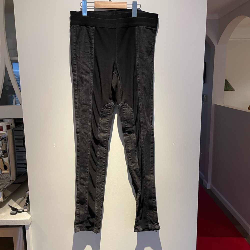 BCBG max Azria leggings